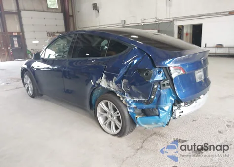 2023 Tesla Model Y Awd/Long Range Dual Motor All-Wheel Drive из США, поврежденный, VIN 7SAYGDEE1PA186220